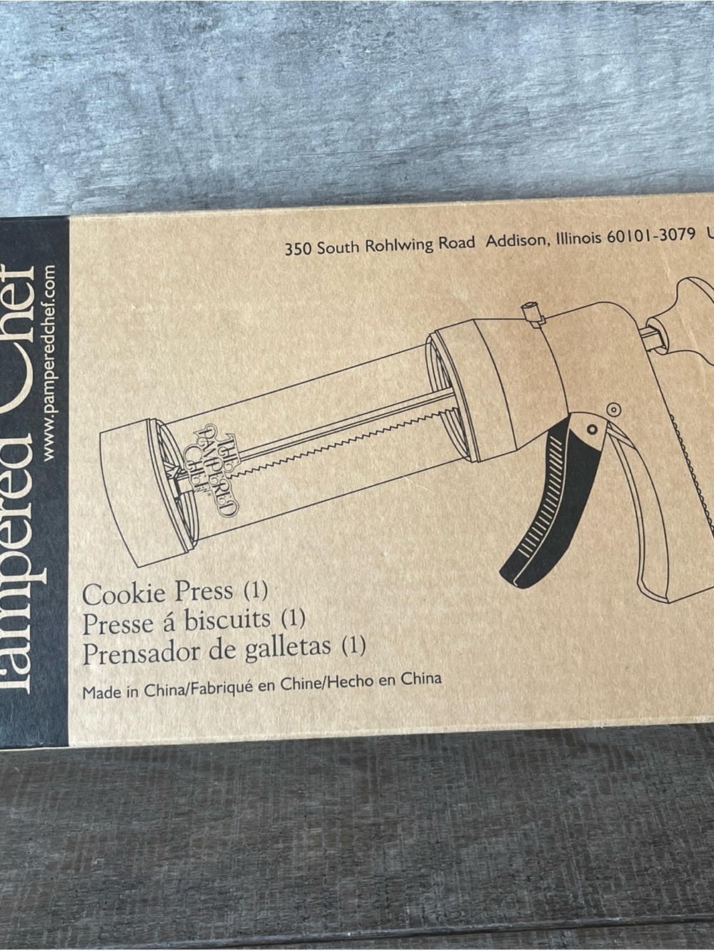 The Pampered Chef Cookie Press (1525) New in Box 16 Cookie Shapes disks